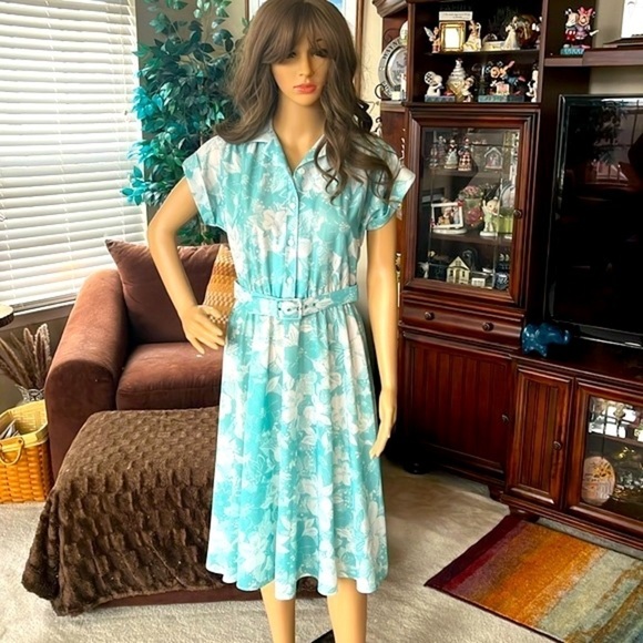 Vintage California Looks Belted Short-Sleeved Aqua White Sun Dress - Picture 13 of 13